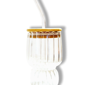 Mug à jus avec couvercle bambou et paille en verre – 350 ml